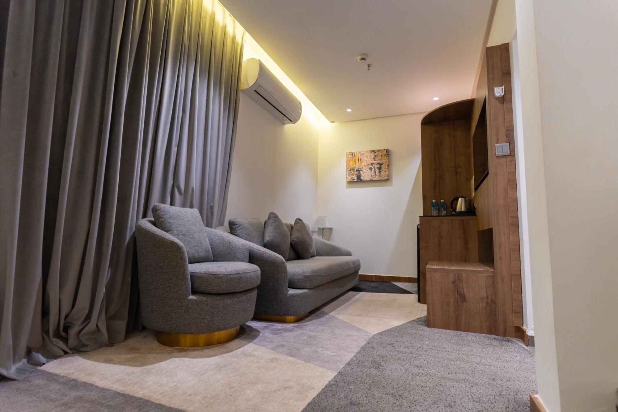 Rasia Hotel 3*