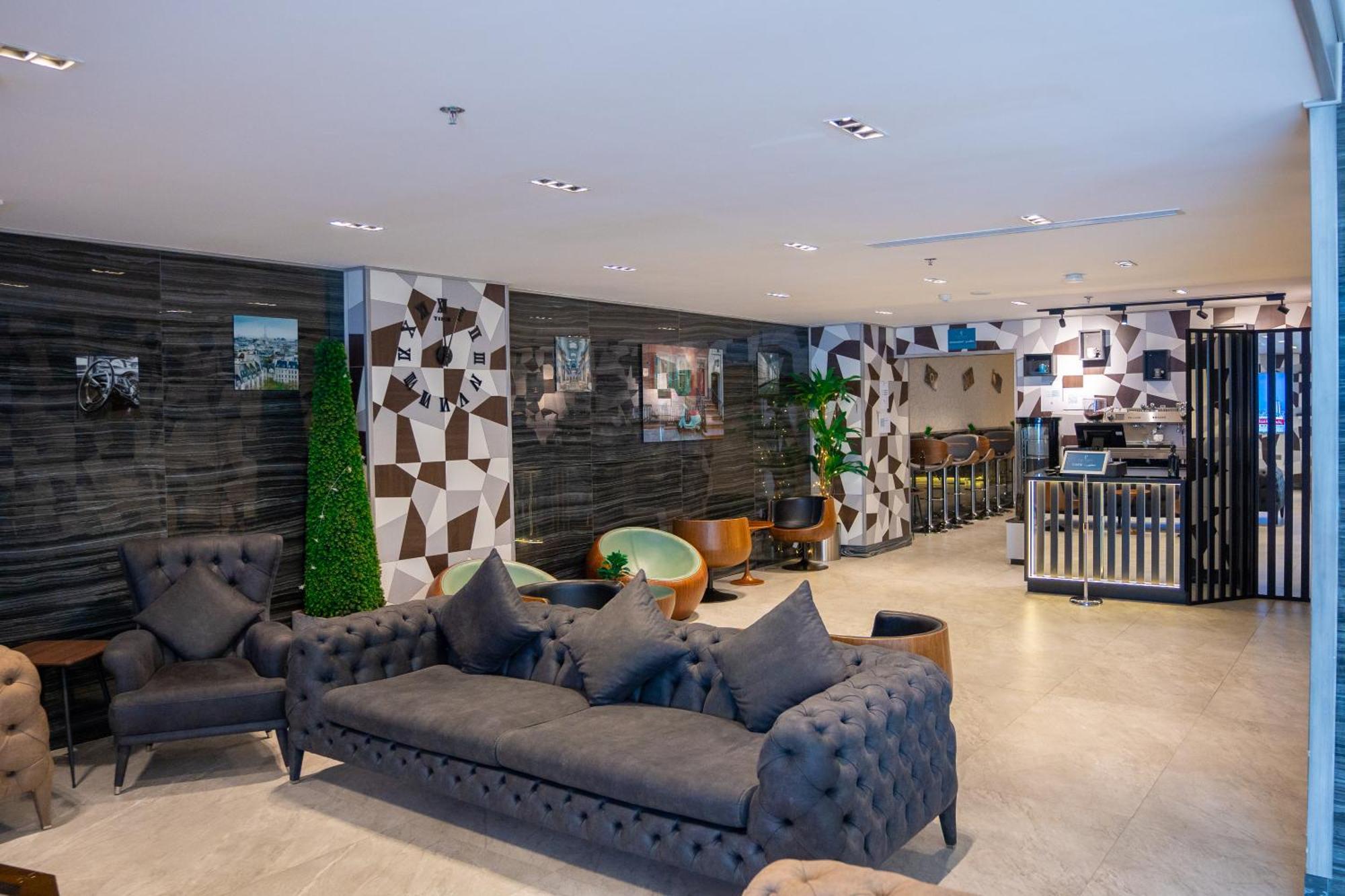 Hotel Rasia 3*
